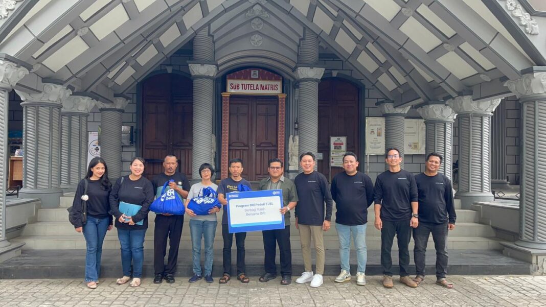 Hadirkan Manfaat Nyata bagi Masyarakat, BRI Region 4 Palembang Salurkan Bantuan Sembako ke Enam Gereja Hadirkan Manfaat Nyata bagi Masyarakat, BRI Region 4 Palembang Salurkan Bantuan Sembako ke Enam Gereja
