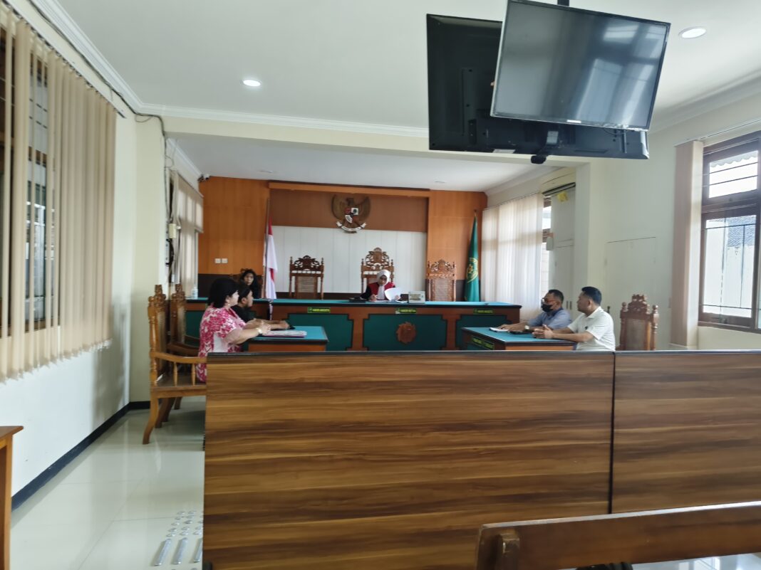 DUGAAN MALADMINISTRASI SELAMA LEBIH DARI 300 HARI KERJA, MENGAPA KORBAN JUSTRU DITETAPKAN SEBAGAI TERSANGKA? DUGAAN MALADMINISTRASI SELAMA LEBIH DARI 300 HARI KERJA, MENGAPA KORBAN JUSTRU DITETAPKAN SEBAGAI TERSANGKA?