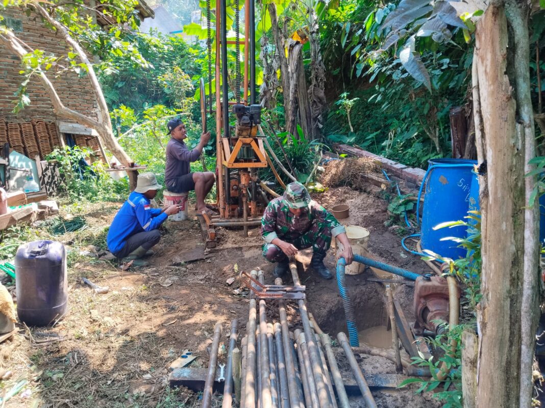 Harapan Baru Warga Dusun Suruan, TMMD Reguler 129 Hadirkan Sumur Bor untuk Atasi Krisis Air Bersih Harapan Baru Warga Dusun Suruan, TMMD Reguler 129 Hadirkan Sumur Bor untuk Atasi Krisis Air Bersih
