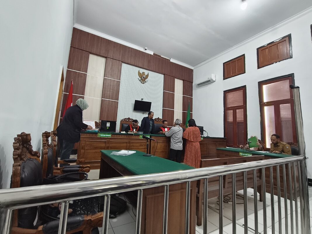 JELANG SIDANG LANJUTAN SENIN, TIM KUASA HUKUM TEGUH RIYANTO MENDESAK KAPOLRI MENJAMIN KEAMANAN DAN KENYAMANAN JELANG SIDANG LANJUTAN SENIN, TIM KUASA HUKUM TEGUH RIYANTO MENDESAK KAPOLRI MENJAMIN KEAMANAN DAN KENYAMANAN
