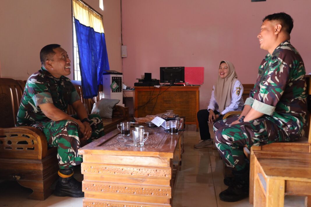 Evaluasi TMMD Reguler 129, Satgas dan Pemerintah Desa Watuduwur Perkuat Sinergi Demi Kelancaran Program. Evaluasi TMMD Reguler 129, Satgas dan Pemerintah Desa Watuduwur Perkuat Sinergi Demi Kelancaran Program.
