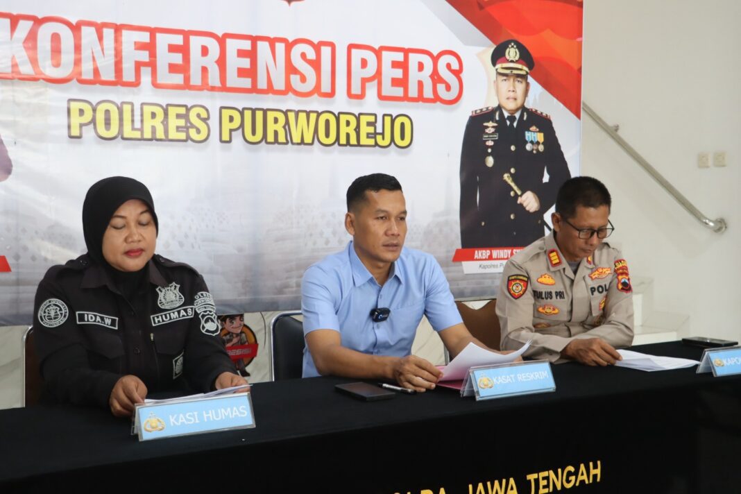 POLRES Purworejo. Berhasil ungkap kasus viral. Pengeroyokan antar Pelajar POLRES Purworejo. Berhasil ungkap kasus viral. Pengeroyokan antar Pelajar
