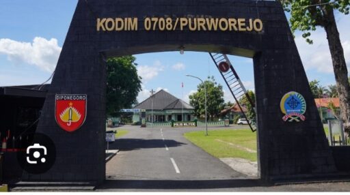 Satgas TMMD Ke-129 Kodim 0708 Purworejo Pacu Pengecoran Jalan 1.392 Meter di Desa Watuduwur Satgas TMMD Ke-129 Kodim 0708 Purworejo Pacu Pengecoran Jalan 1.392 Meter di Desa Watuduwur