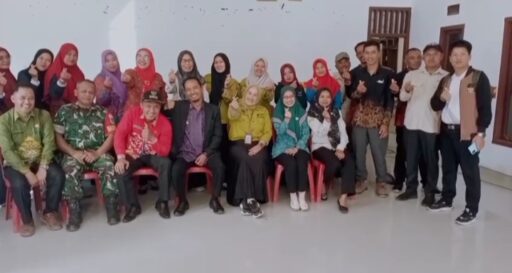 Camat Heptanius Hidayat Tegaskan Pencegahan Stunting Bukan Hanya Tanggung Jawab Tenaga Kesehatan Camat Heptanius Hidayat Tegaskan Pencegahan Stunting Bukan Hanya Tanggung Jawab Tenaga Kesehatan