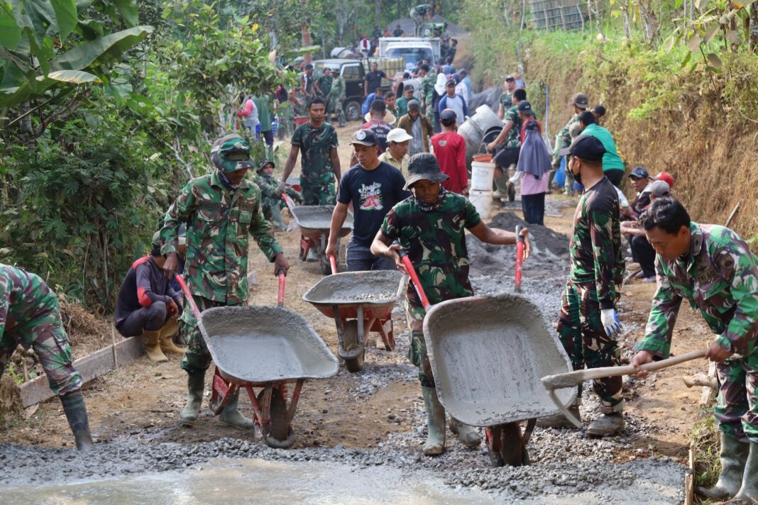 Progres Sasaran Fisik TMMD Reguler ke-129 Kodim 0708/Purworejo Tunjukkan Kemajuan Signifikan Progres Sasaran Fisik TMMD Reguler ke-129 Kodim 0708/Purworejo Tunjukkan Kemajuan Signifikan