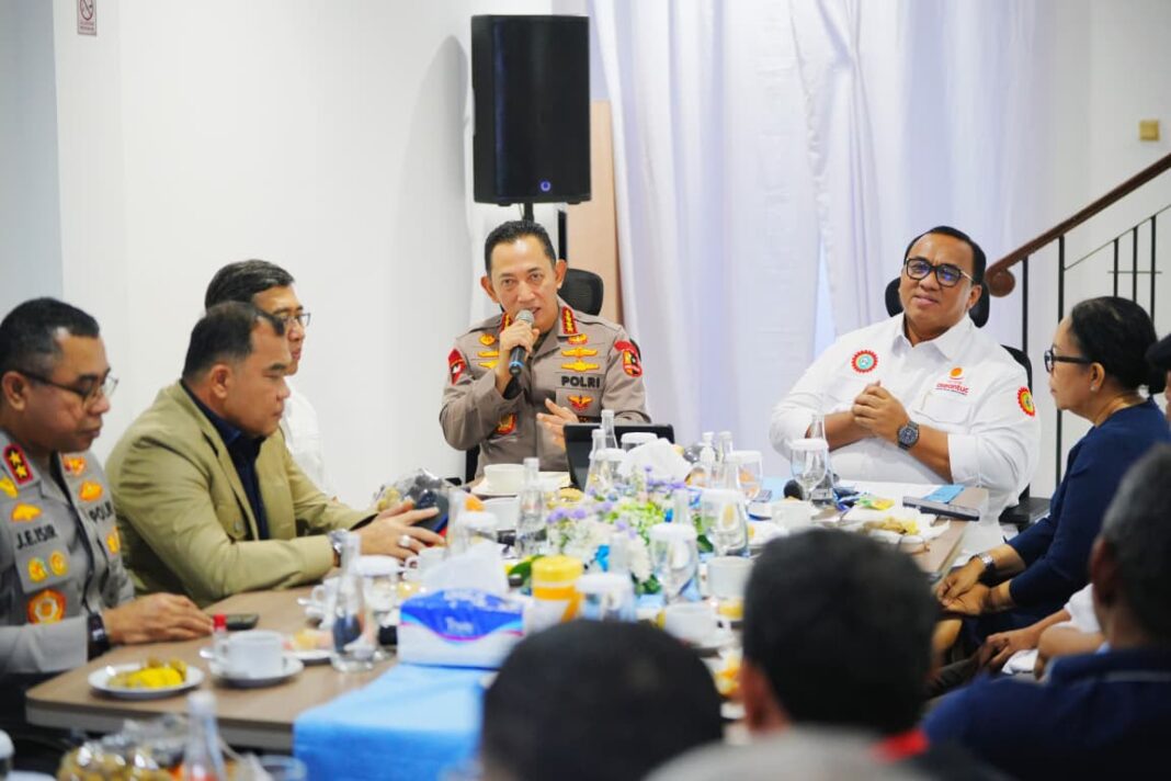 Pakar hukum Dorong polri Tidak tegas konten medsos Yang mengandung provokasi Pakar hukum Dorong polri Tidak tegas konten medsos Yang mengandung provokasi
