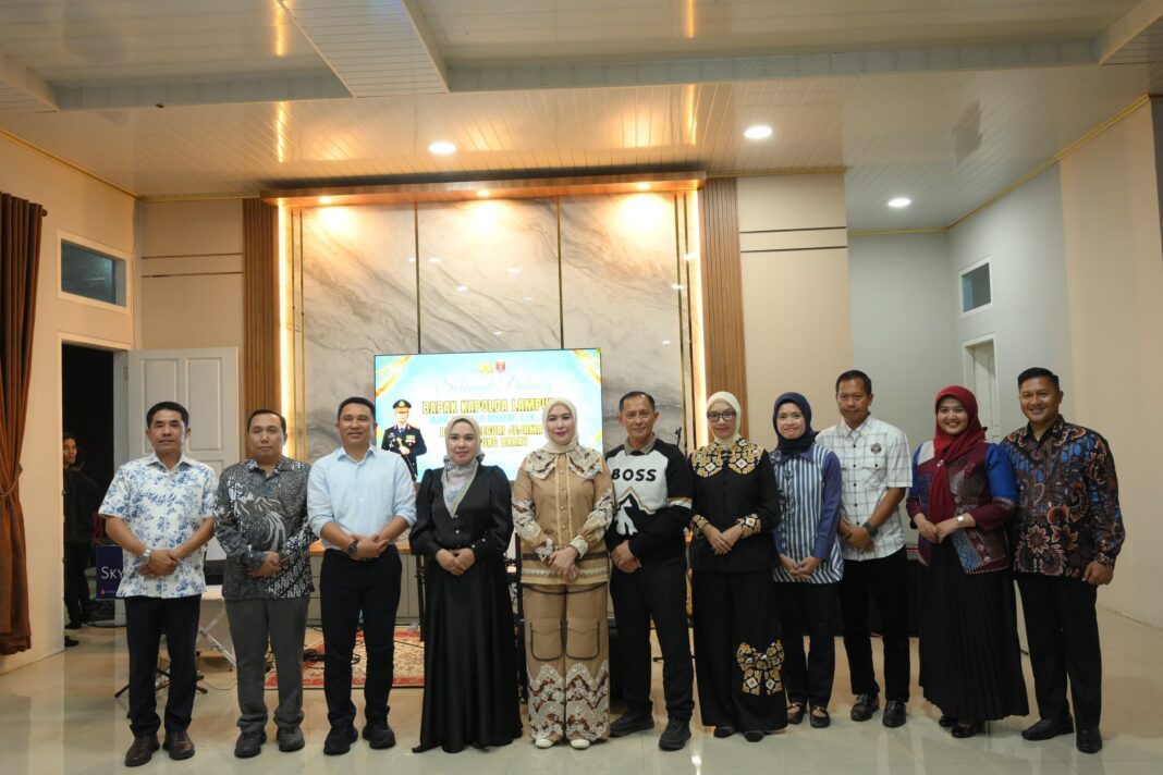 Bupati Lampung Barat dan Kapolda Lampung Perkuat Sinergi Jaga Kamtibmas. Bupati Lampung Barat dan Kapolda Lampung Perkuat Sinergi Jaga Kamtibmas.