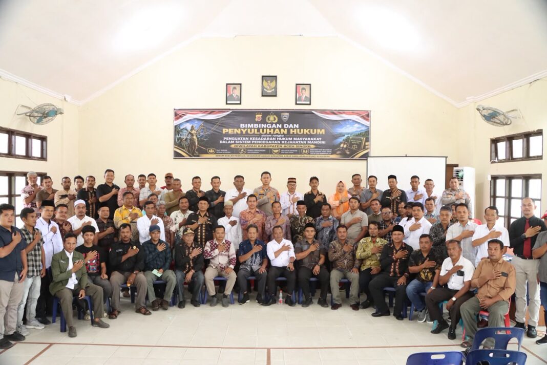 Polres Aceh Singkil Gelar Penyuluhan Hukum Terhadap 116 Kepala Desa, Cegah Kejahatan Mandiri Polres Aceh Singkil Gelar Penyuluhan Hukum Terhadap 116 Kepala Desa, Cegah Kejahatan Mandiri