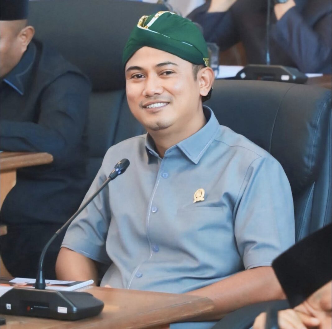 PURHERI SUMARDIYANTO: PASTIKAN PEMBANGUNAN DIRASAKAN LANGSUNG OLEH RAKYAT PURHERI SUMARDIYANTO: PASTIKAN PEMBANGUNAN DIRASAKAN LANGSUNG OLEH RAKYAT
