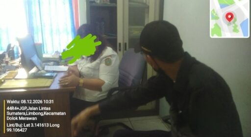 Oknum Pegawai Tata Usaha PUPR Prov. Sumut UPTD PUPR Tebing Tinggi Bertindak Arogan Saat Dikonfirmasi Oknum Pegawai Tata Usaha PUPR Prov. Sumut UPTD PUPR Tebing Tinggi Bertindak Arogan Saat Dikonfirmasi