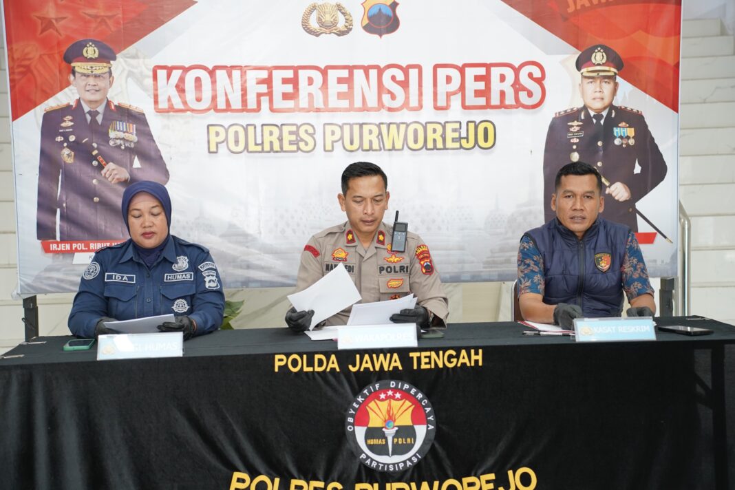 Jajaran Polres Purworejo , memberantas kejahatan jalanan yang meresahkan masyarakat. Jajaran Polres Purworejo , memberantas kejahatan jalanan yang meresahkan masyarakat.