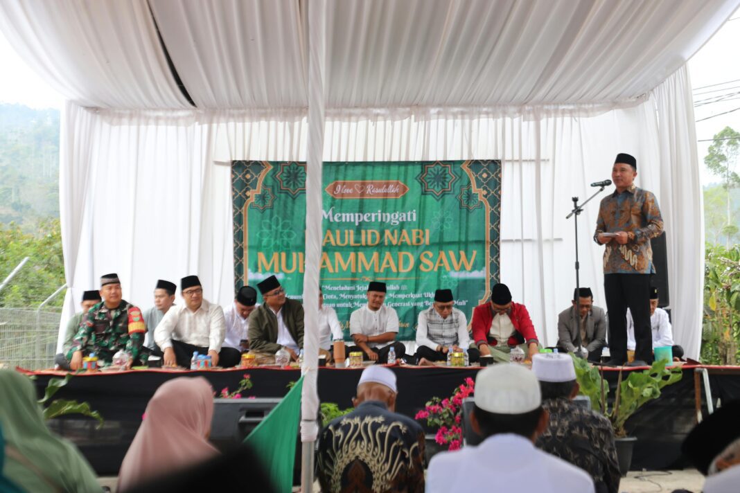 Bupati Lambar Parosil Mabsus “Minta Peratin Data Ulang Warga yang Terhapus dari PBI. Bupati Lambar Parosil Mabsus “Minta Peratin Data Ulang Warga yang Terhapus dari PBI.