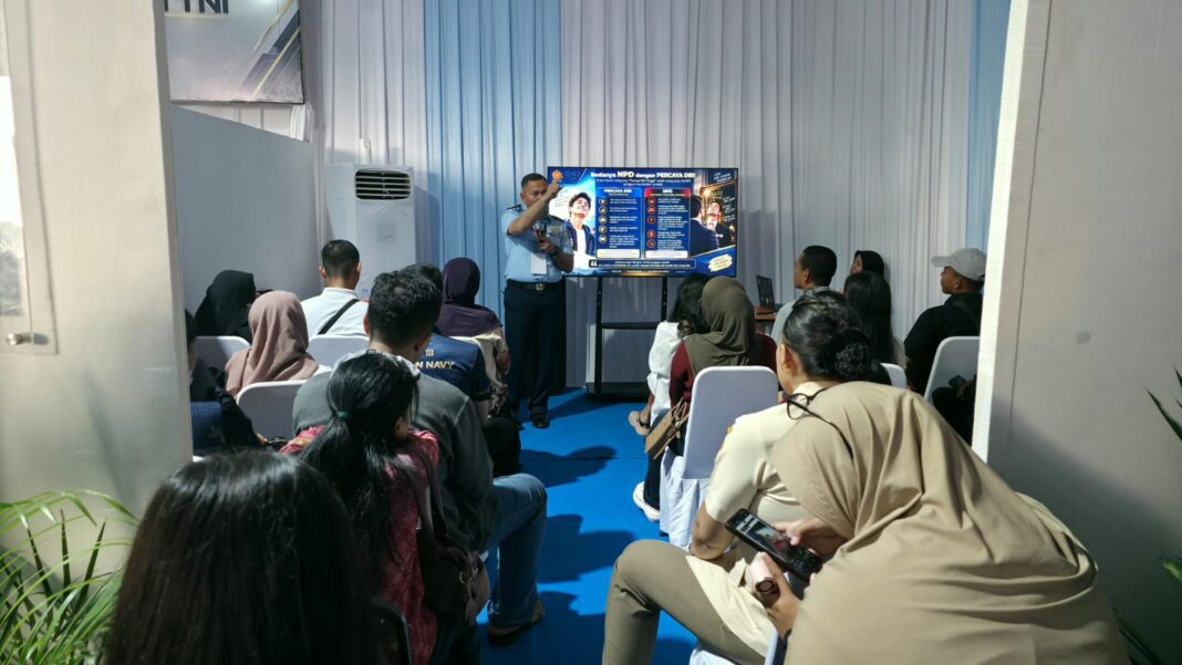 Masyarakat Antusias Kunjungi Stan PUSPSI TNI dalam TNI FAIR 2026* Masyarakat Antusias Kunjungi Stan PUSPSI TNI dalam TNI FAIR 2026*