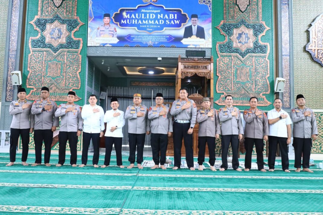 Polda Aceh Gelar Peringatan Maulid Nabi Muhammad SAW, Ajak Personel Teladani Akhlak Rasulullah dalam Bertugas Polda Aceh Gelar Peringatan Maulid Nabi Muhammad SAW, Ajak Personel Teladani Akhlak Rasulullah dalam Bertugas