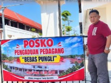 Tampung Keluhan Pedagang, IWB Dirikan Posko Pengaduan di Depan Pasar Induk Banyuwangi Tampung Keluhan Pedagang, IWB Dirikan Posko Pengaduan di Depan Pasar Induk Banyuwangi