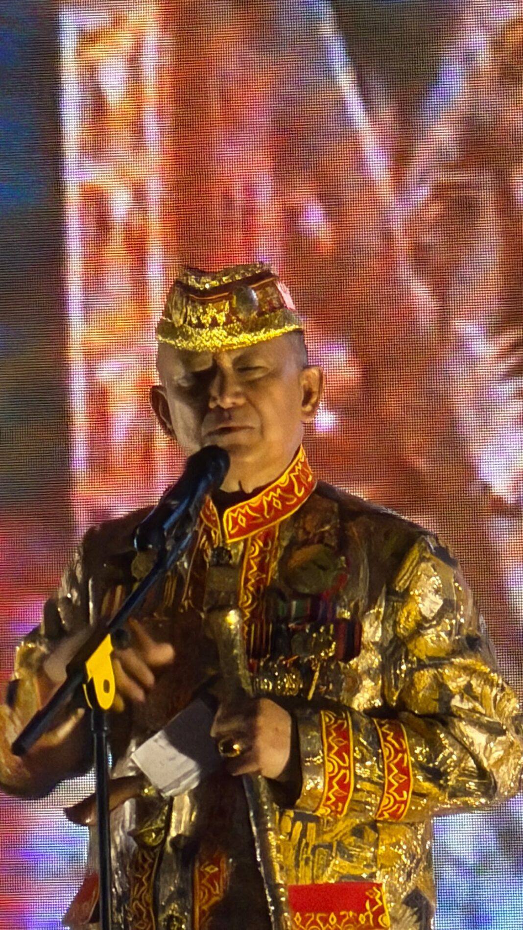 Ike Edwin: Raja Terdahulu Menyerahkan Kewenangan Mengatur Rakyat, Bukan Tahta Ike Edwin: Raja Terdahulu Menyerahkan Kewenangan Mengatur Rakyat, Bukan Tahta