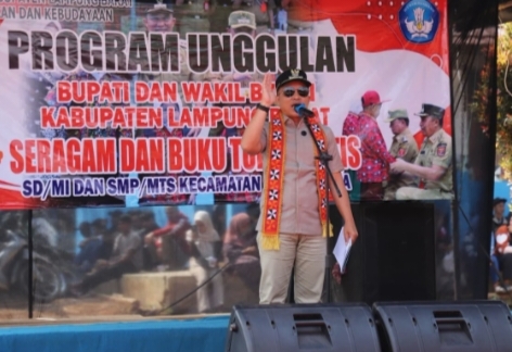Seragam Gratis dan MBG, Langkah Nyata Mendukung Kebutuhan Pelajar Lampung Barat Seragam Gratis dan MBG, Langkah Nyata Mendukung Kebutuhan Pelajar Lampung Barat